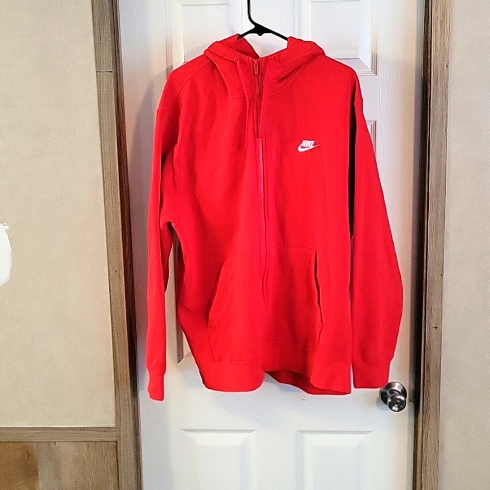 nike hoodie
